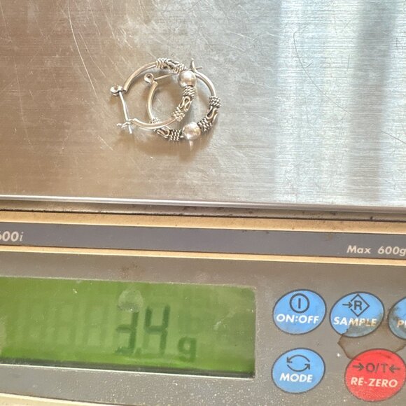 VTG Sterling Silver 925 Bead & Rope Design Hoop Earrings Size 1" Length - Picture 9 of 9